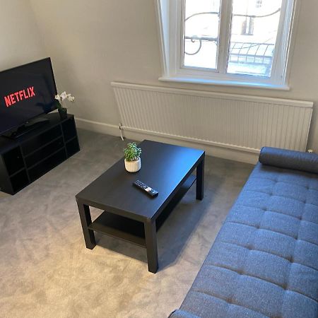 Modern 1 Bedroom Flat In Paddington London Exterior photo